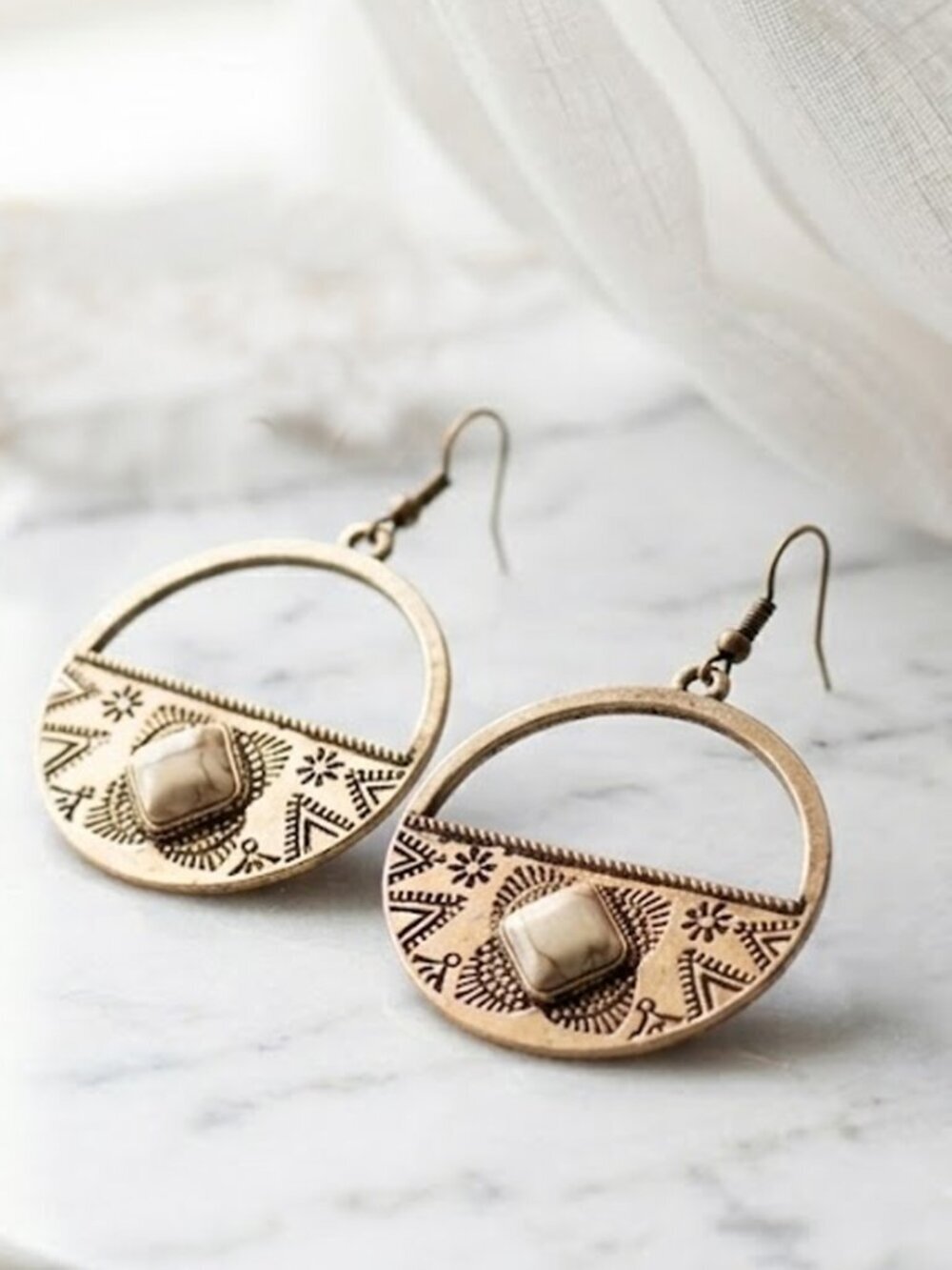 Bronze Gold Ethnic Round Ladies Dangle Earrings